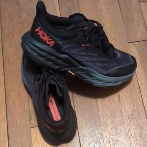 HOKA ONE ONE SPEEDGOAT 5 RUNNING SHOES WOMEN SIZE 8.5